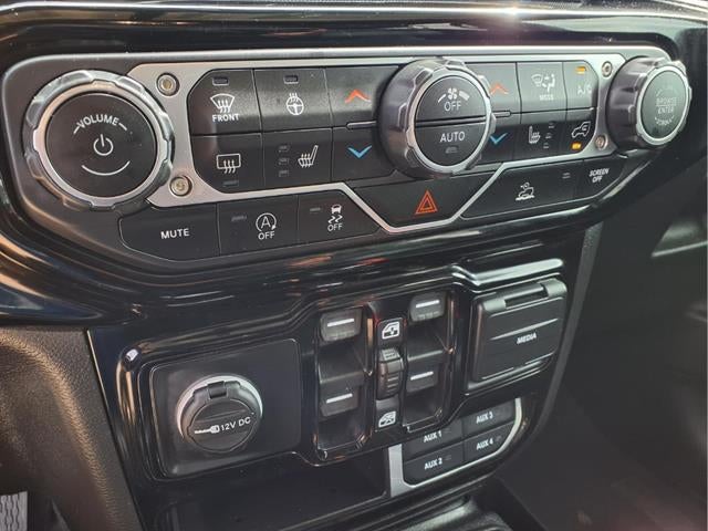 2022 Jeep Gladiator Overland