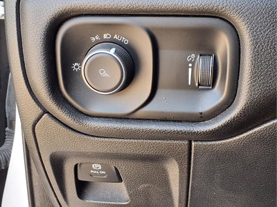 2022 RAM 1500 4x4 Tradesman 4dr Crew Cab 5.6 ft. SB Pickup