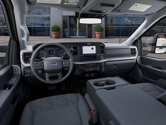 2027 Ford Super Duty F-250 SRW XLT