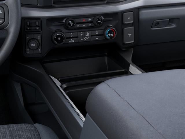 2027 Ford Super Duty F-250 SRW XLT