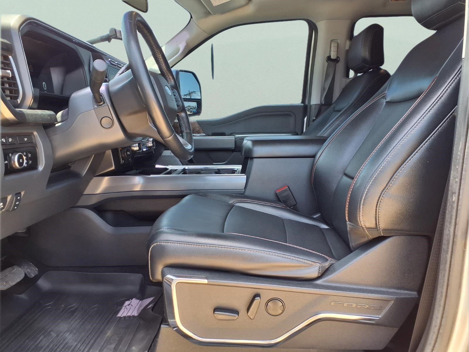 2024 Ford Super Duty F-250 SRW Lariat