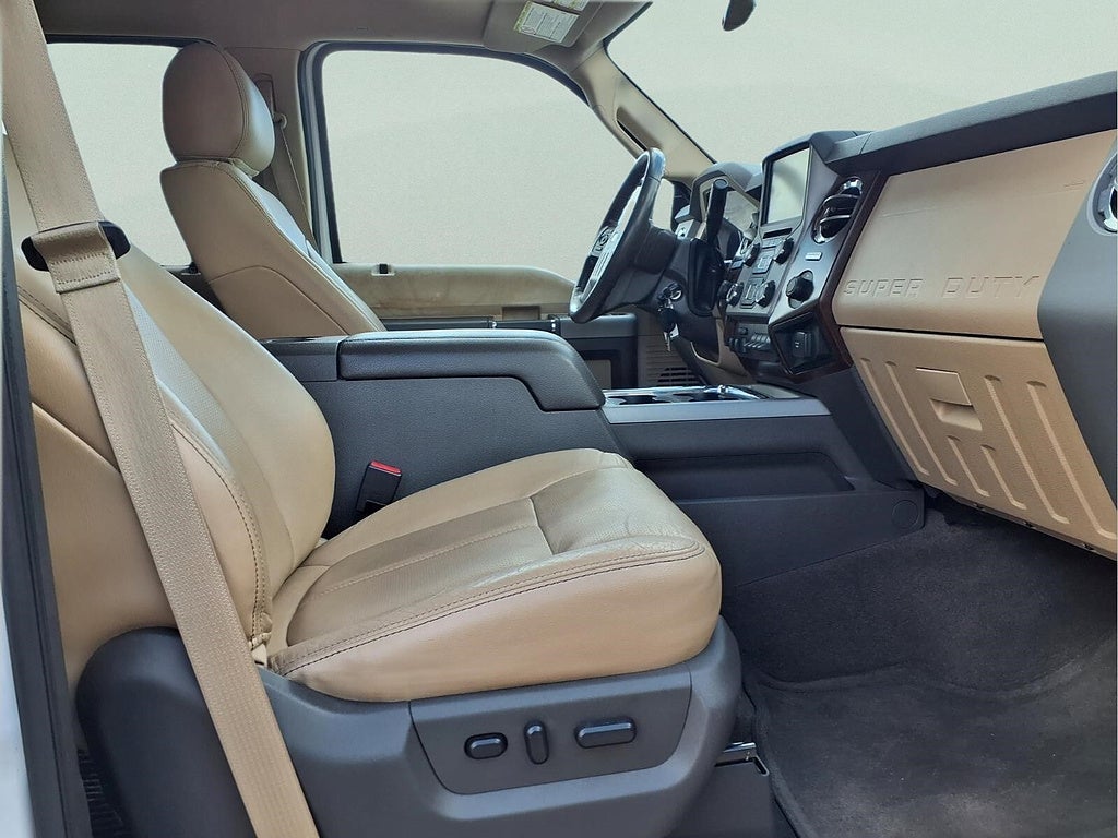 2015 Ford Super Duty F-350 SRW Lariat
