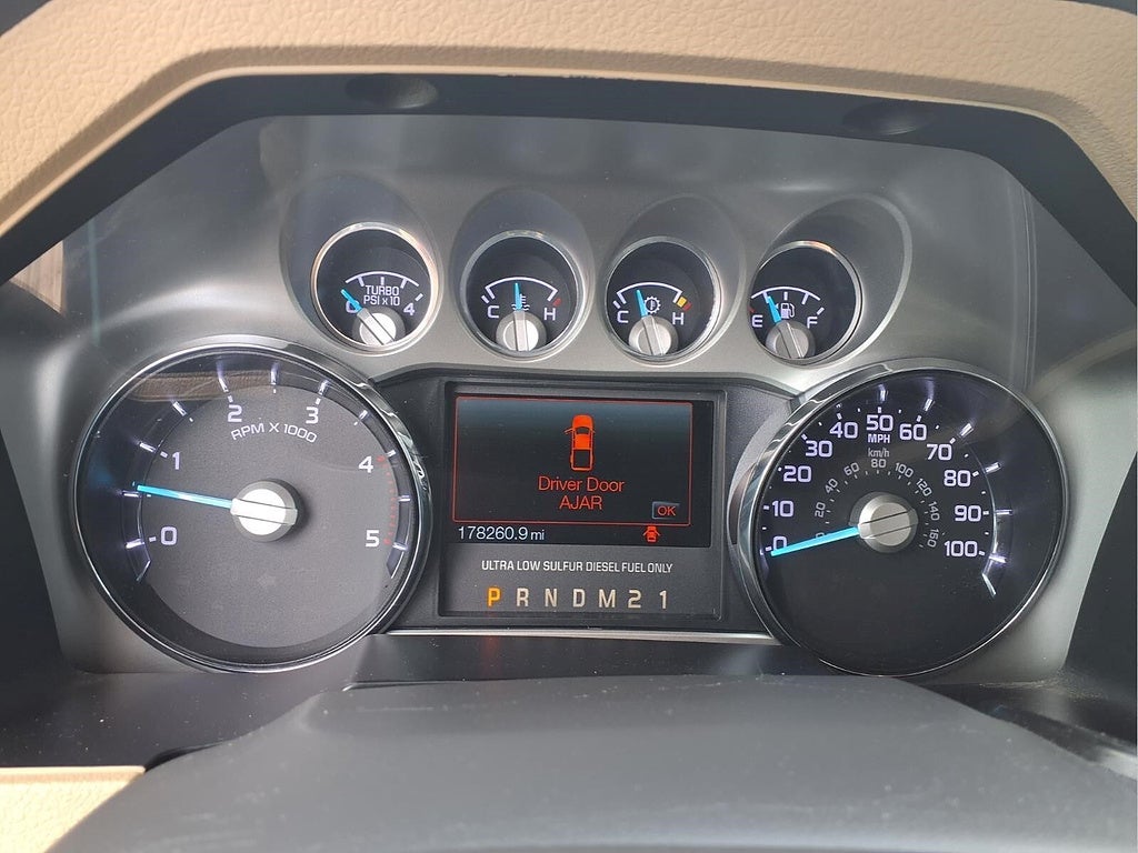 2015 Ford Super Duty F-350 SRW Lariat