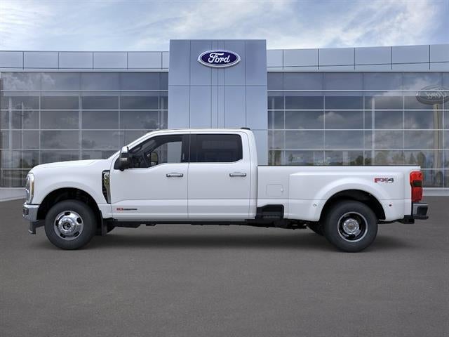 2026 Ford Super Duty F-350 DRW 4WD CREW 8' LARIAT