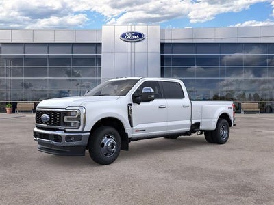 2026 Ford Super Duty F-350 DRW King Ranch 4WD Crew Cab 8' Box