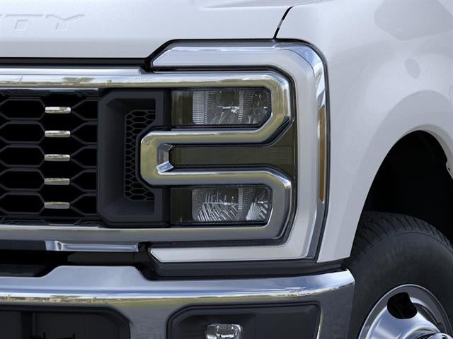 2026 Ford Super Duty F-350 DRW King Ranch 4WD Crew Cab 8' Box