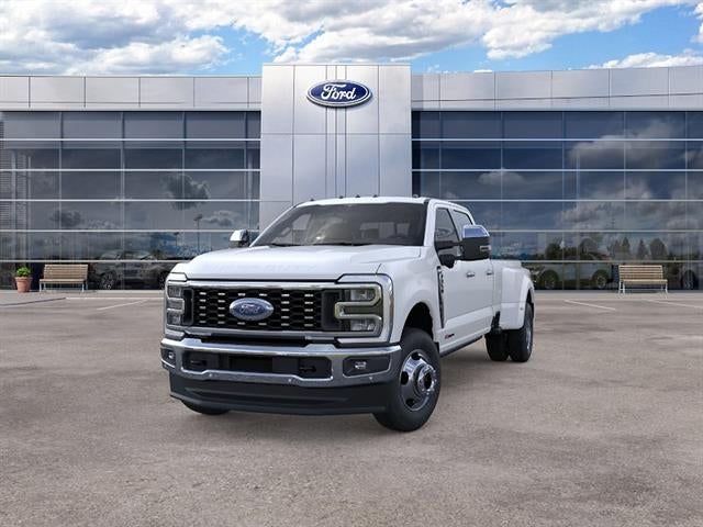2026 Ford Super Duty F-350 DRW King Ranch 4WD Crew Cab 8' Box