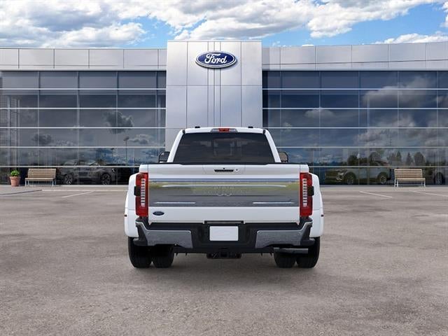 2026 Ford Super Duty F-350 DRW King Ranch 4WD Crew Cab 8' Box