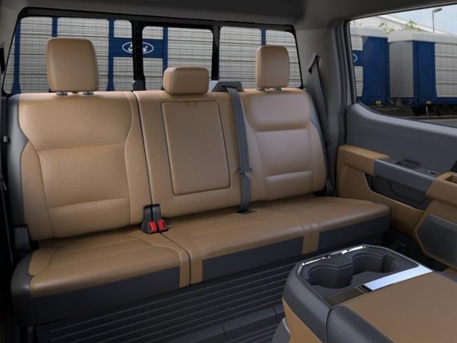 2026 Ford Super Duty F-350 DRW 4WD CREW 8' LARIAT