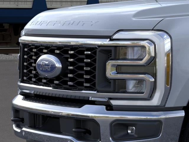 2026 Ford Super Duty F-350 DRW 4WD CREW 8' LARIAT