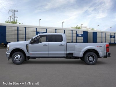 2026 Ford Super Duty F-350 DRW 4WD CREW 8' LARIAT