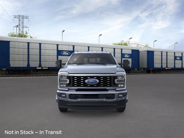 2026 Ford Super Duty F-350 DRW 4WD CREW 8' LARIAT