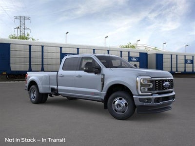 2026 Ford Super Duty F-350 DRW 4WD CREW 8' LARIAT