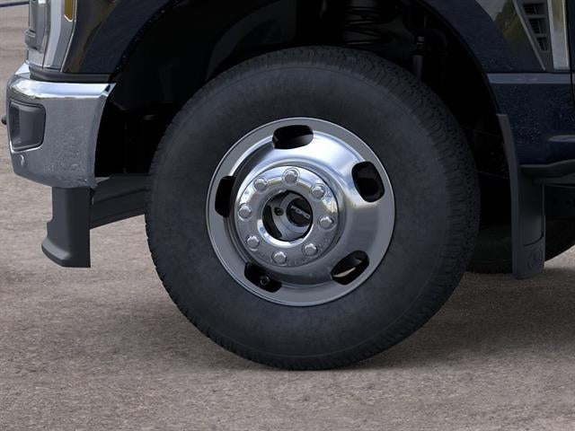 2026 Ford Super Duty F-350 DRW King Ranch 4WD Crew Cab 8' Box
