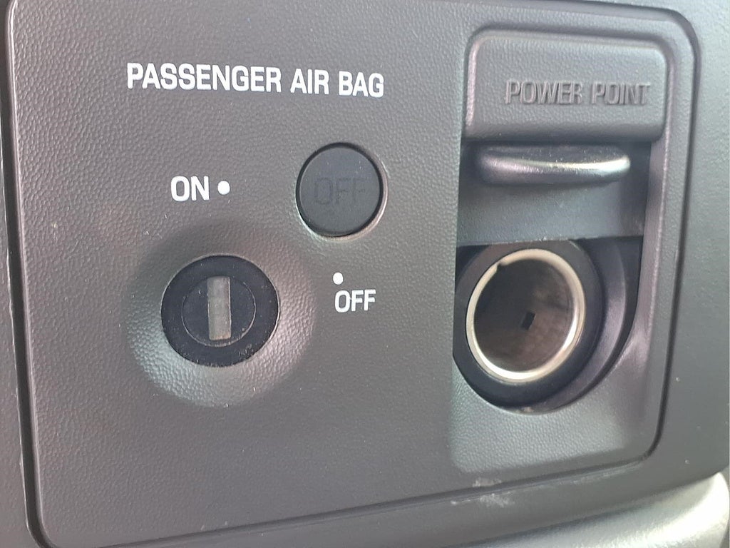 2002 Ford Super Duty F-350 DRW XL
