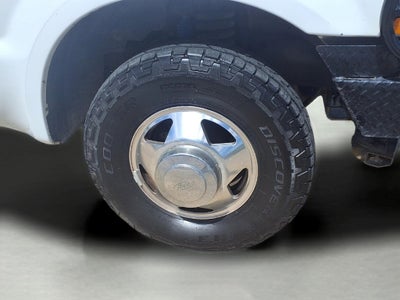 2002 Ford Super Duty F-350 DRW XL