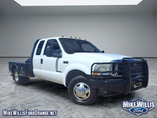 2002 Ford Super Duty F-350 DRW XL