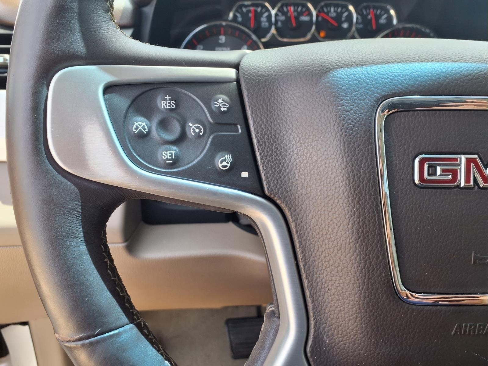2015 GMC Yukon XL SLT 1500