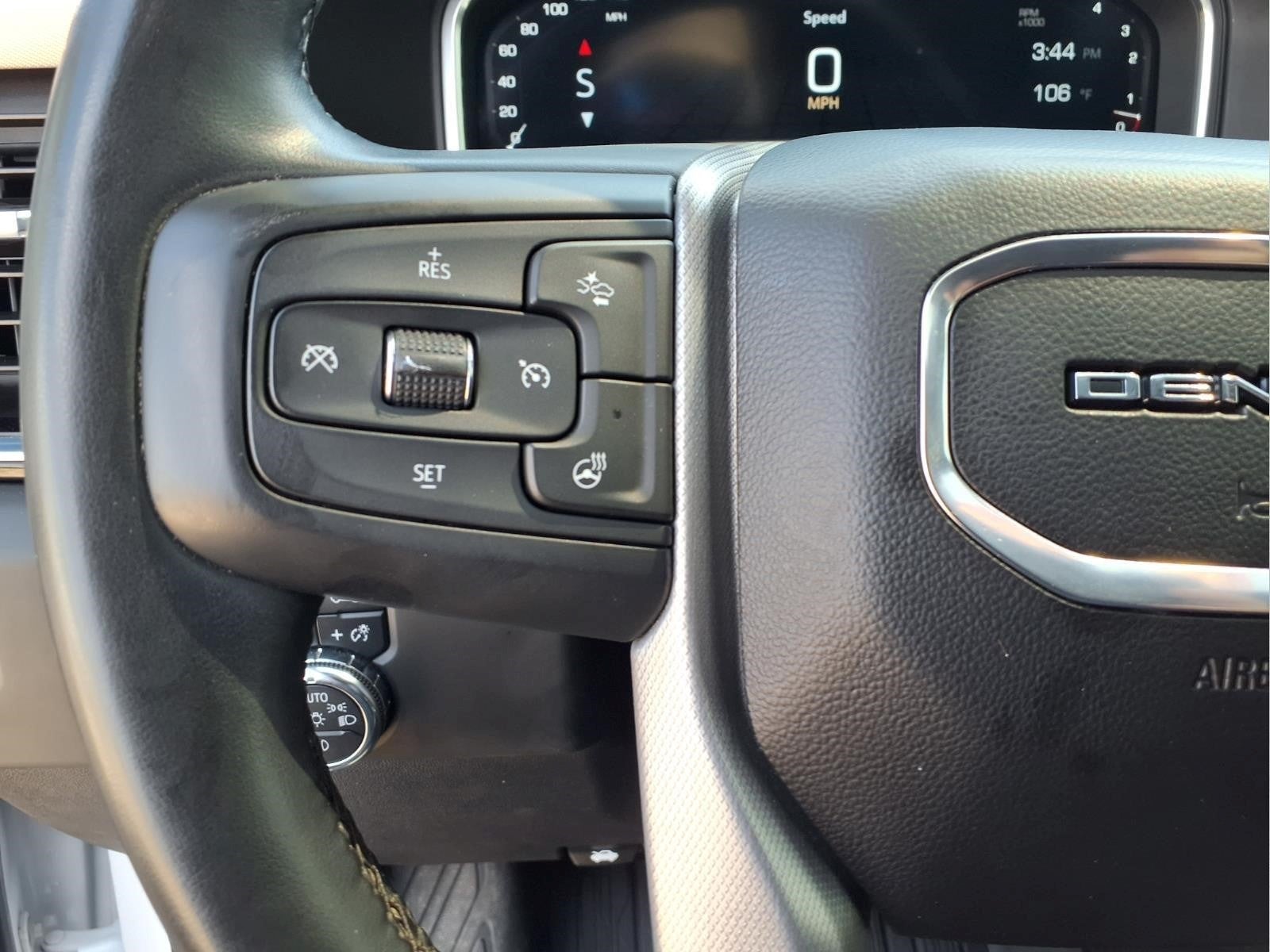 2024 GMC Sierra 2500HD Denali