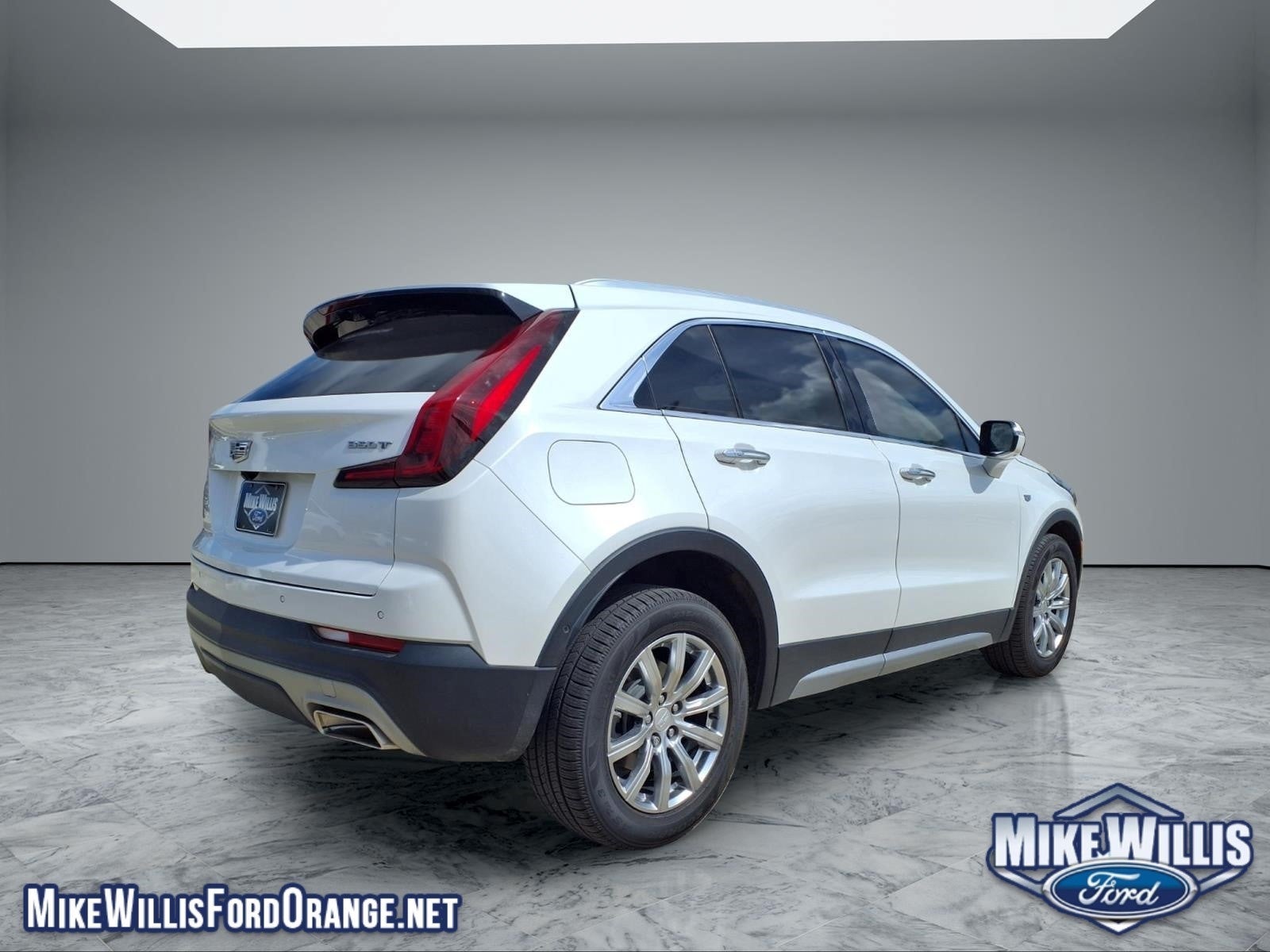 2022 Cadillac XT4 Premium Luxury