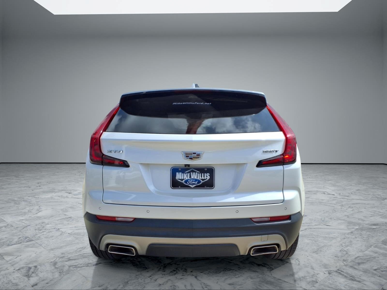 2022 Cadillac XT4 Premium Luxury