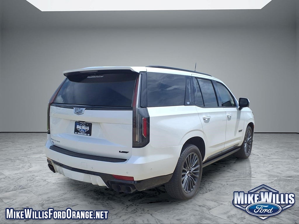 2023 Cadillac Escalade Base