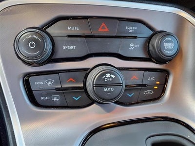 2022 Dodge Challenger SXT