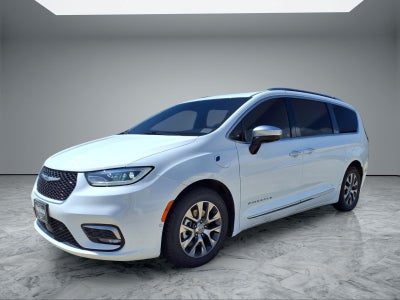 2023 Chrysler Pacifica Pinnacle