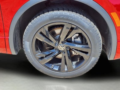 2024 Volkswagen Tiguan SE R-Line Black