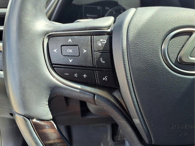 2019 Lexus ES Base