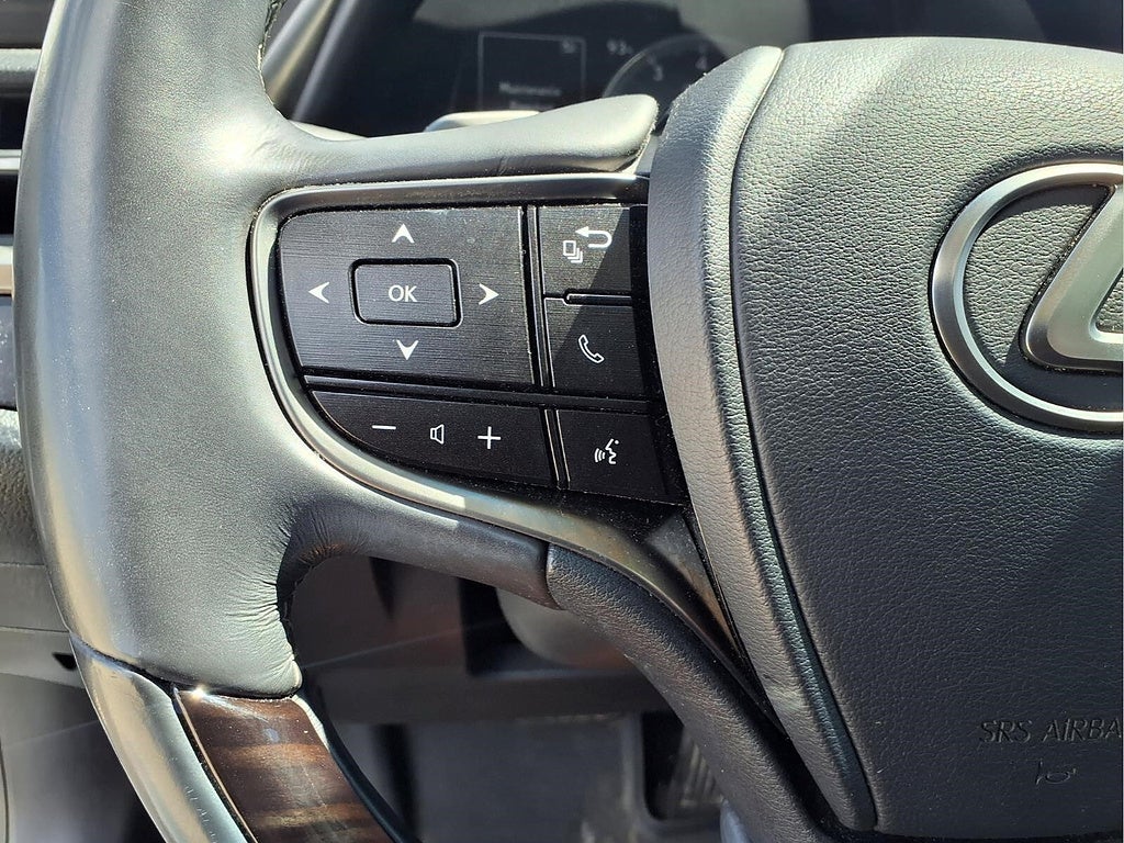 2019 Lexus ES Base