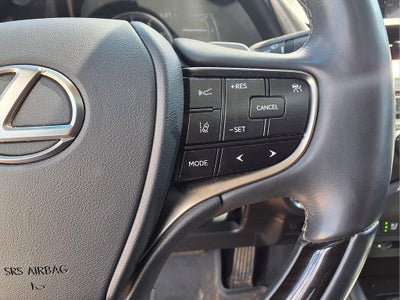 2019 Lexus ES Base