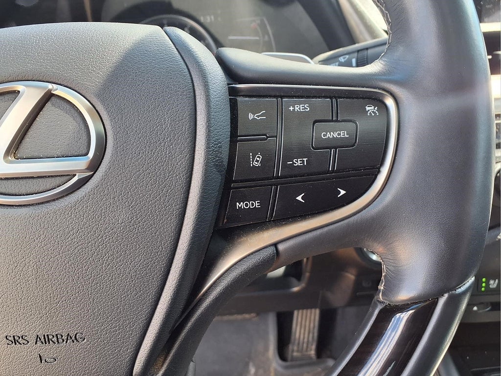 2019 Lexus ES Base