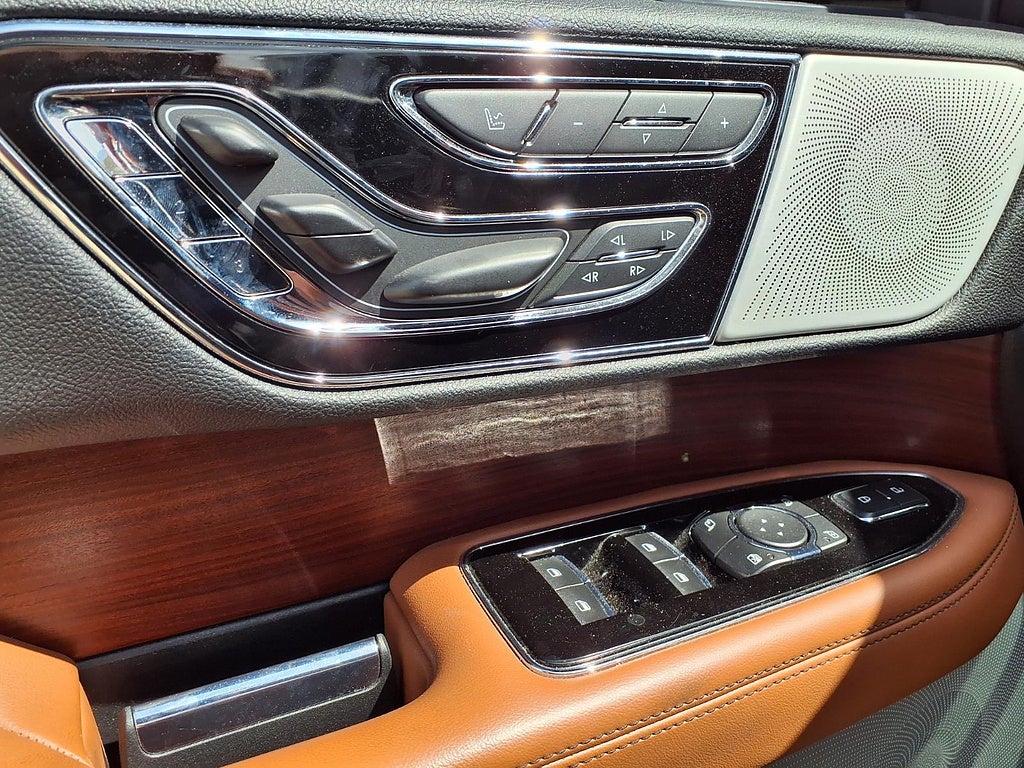 2021 Lincoln Navigator L Reserve
