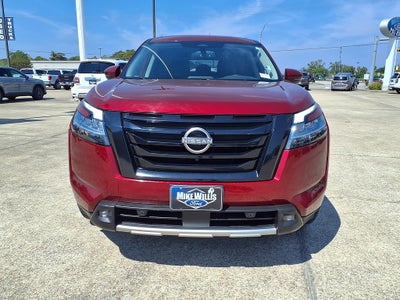 2022 Nissan Pathfinder SL