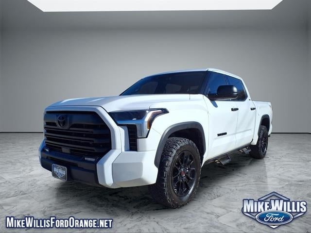 2023 Toyota Tundra 4WD SR5
