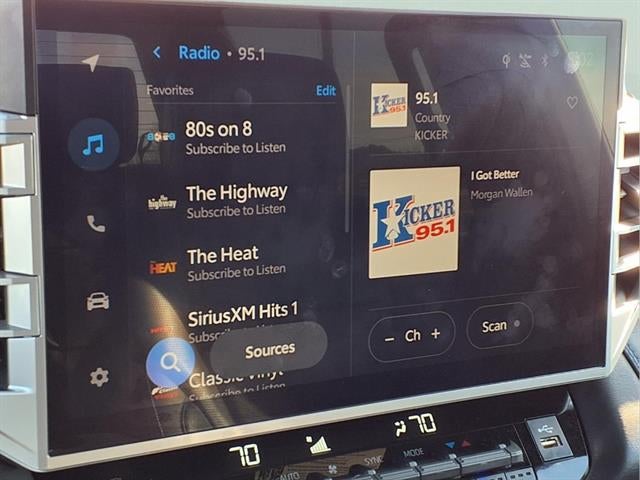 2025 Toyota Tundra 4WD Platinum HV