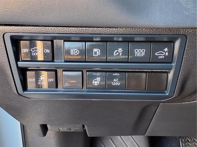 2025 Toyota Tundra 4WD Platinum HV