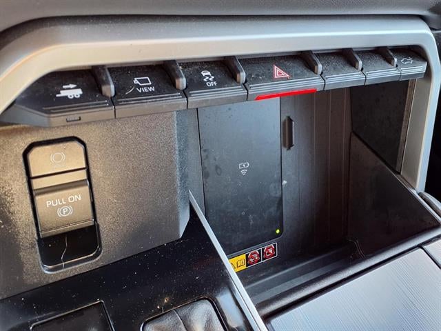 2025 Toyota Tundra 4WD Platinum HV