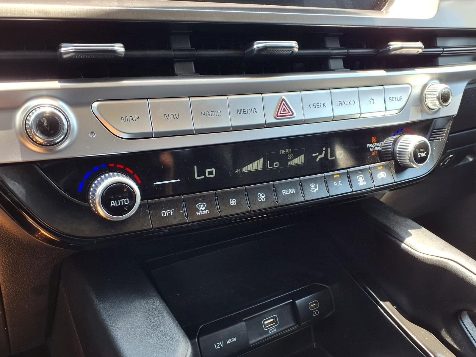 2023 Kia Telluride LX