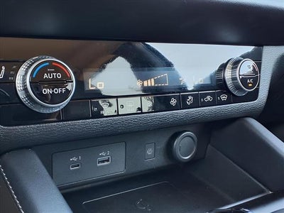 2024 Mitsubishi Outlander LE