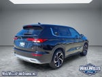 2024 Mitsubishi Outlander LE