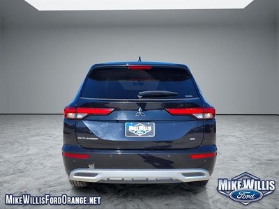 2024 Mitsubishi Outlander LE