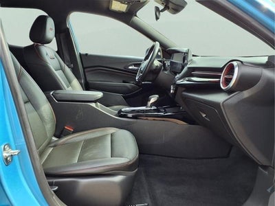 2025 Chevrolet Trax RS