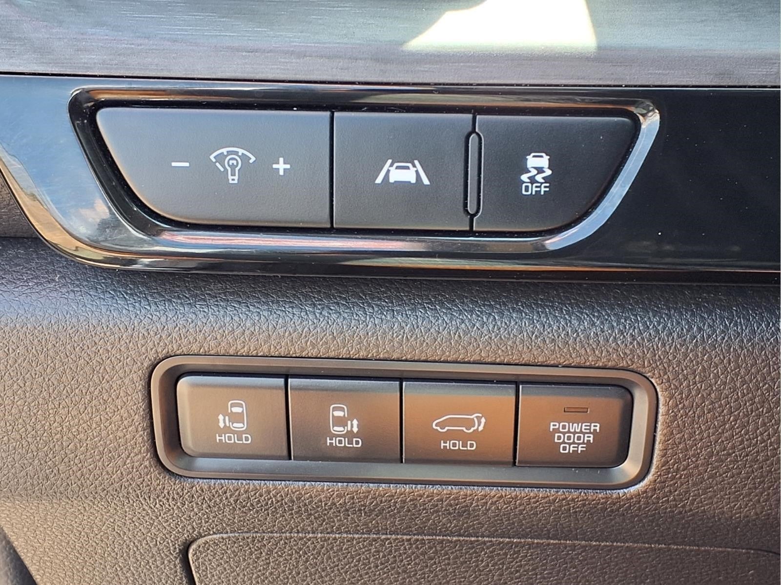 2024 Kia Carnival SX