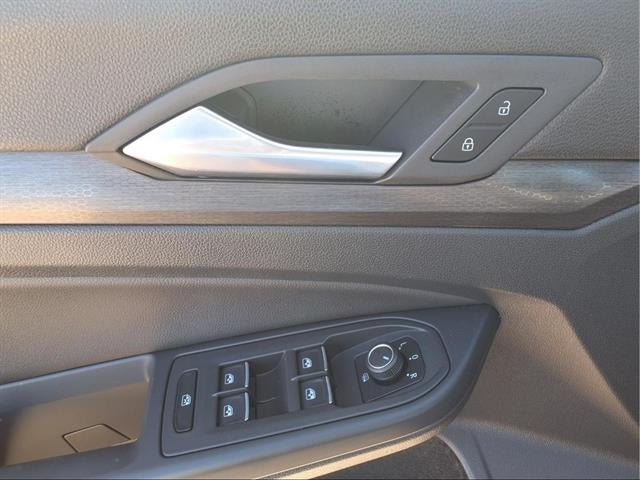 2023 Volkswagen Golf GTI SE