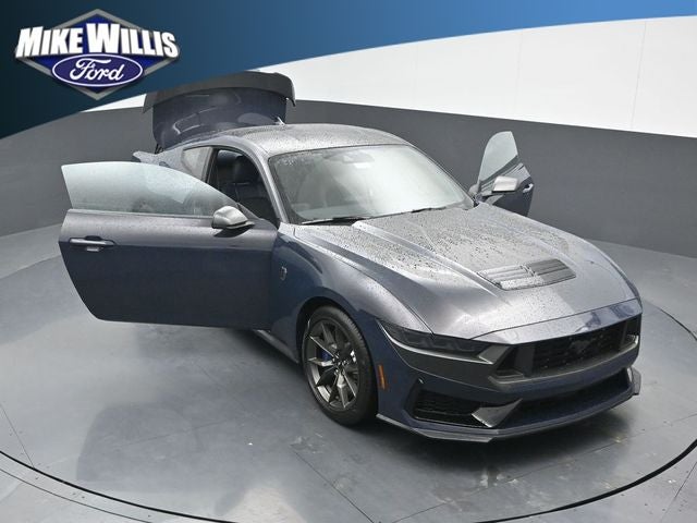2026 Ford Mustang Dark Horse