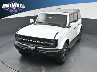 2026 Ford Bronco Outer Banks