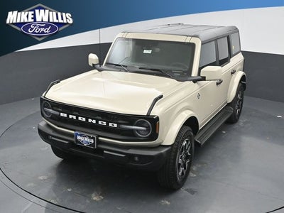 2026 Ford Bronco Outer Banks