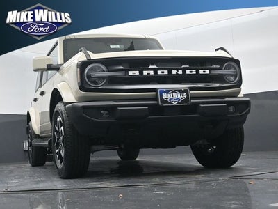 2026 Ford Bronco Outer Banks